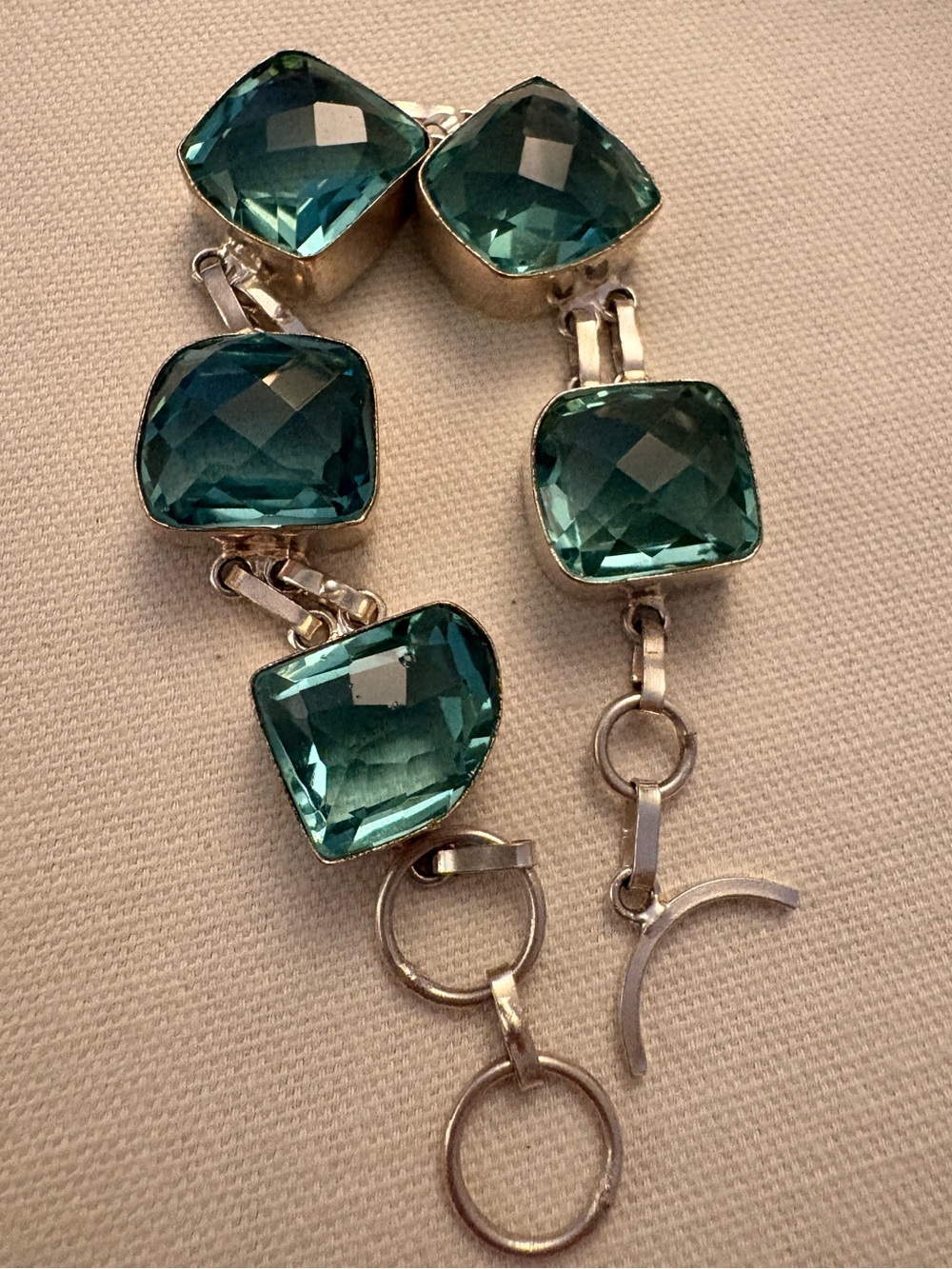 Teal Cushion-Cut Glass Link Bracelet
